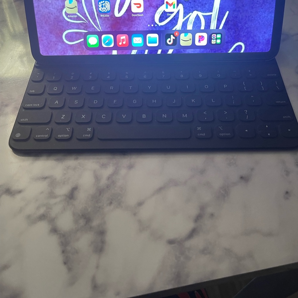 iPad Mac Pro 3rd generation 11 inch